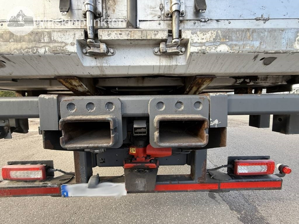 Locação financeira de Volvo FM 460  Volvo FM 460: foto 37