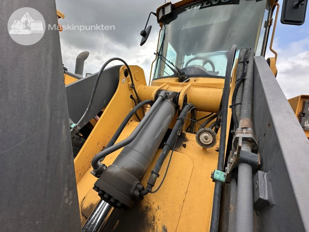 Pá carregadora de rodas Volvo L 70 D: foto 45