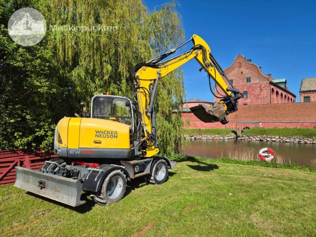 Wacker Neuson EW 100 med vagn - Escavadeira de rodas: foto 3 Wacker Neuson EW 100 med vagn - Escavadeira de rodas: foto 3