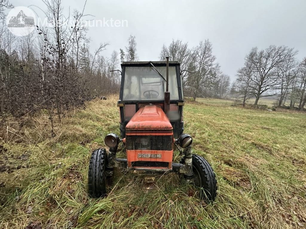 Zetor 6718 - Trator: foto 2 Zetor 6718 - Trator: foto 2