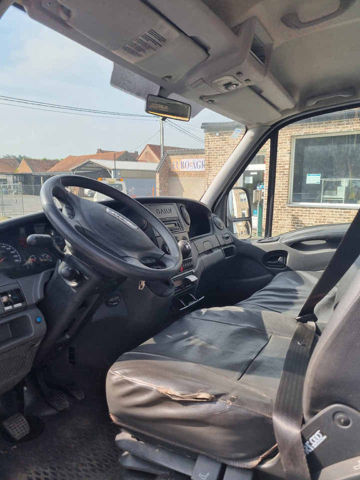 Camião tractor BE IVECO 40C35: foto 9