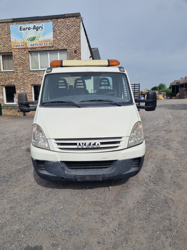 IVECO DAILY 35C18 - Camião tractor BE: foto 3 IVECO DAILY 35C18 - Camião tractor BE: foto 3