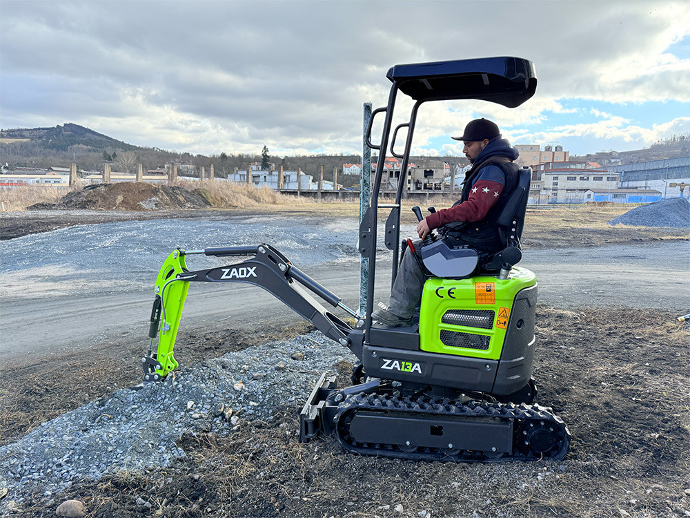 ZAOX ZA13A - Mini escavadeira: foto 2 ZAOX ZA13A - Mini escavadeira: foto 2