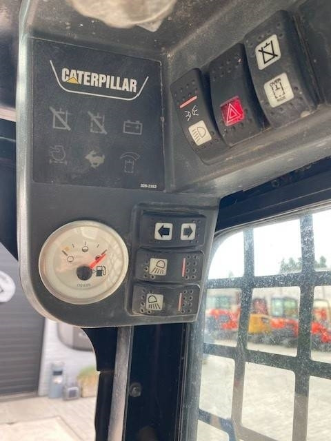 Mini pá carregadora CAT 247 B 3: foto 8