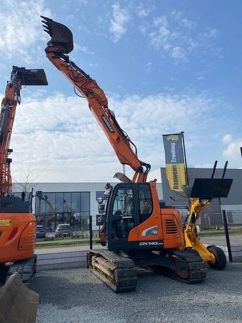 Doosan DX140LCR-5 - Escavadora de rastos: foto 3 Doosan DX140LCR-5 - Escavadora de rastos: foto 3