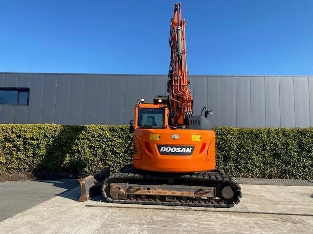 Doosan DX140LCR-5 - Escavadora de rastos: foto 3 Doosan DX140LCR-5 - Escavadora de rastos: foto 3