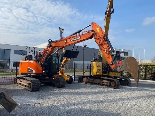 Doosan DX140LCR-5 - Escavadora de rastos: foto 5 Doosan DX140LCR-5 - Escavadora de rastos: foto 5