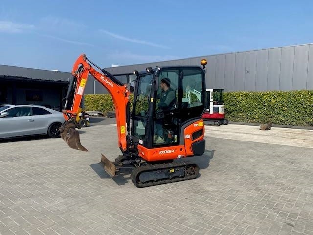 Kubota KX 016-4 - Mini escavadeira: foto 1 Kubota KX 016-4 - Mini escavadeira: foto 1