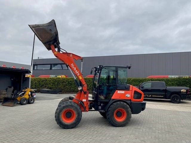 Kubota R 090 - Pá carregadora de rodas: foto 2 Kubota R 090 - Pá carregadora de rodas: foto 2