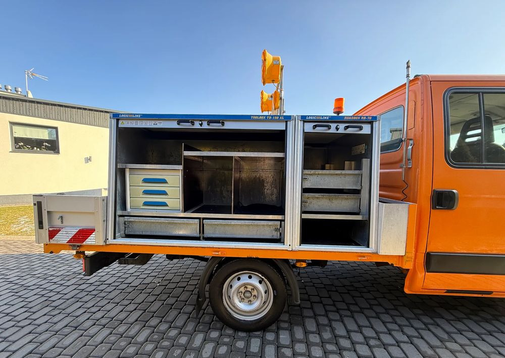 Iveco DAILY 35S13 - Carrinha de lona: foto 5 Iveco DAILY 35S13 - Carrinha de lona: foto 5