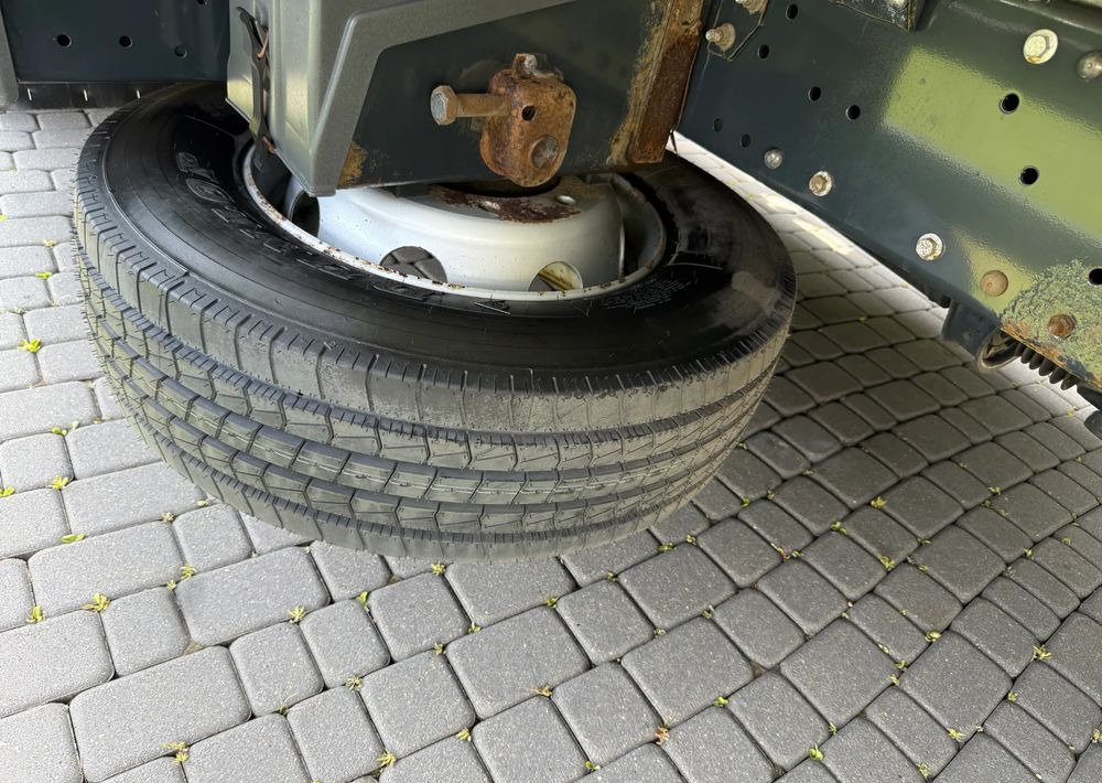 Camião frigorífico Iveco EUROCARGO 120 E22 CARRIER SUPRA 850 MT: foto 14 Camião frigorífico Iveco EUROCARGO 120 E22 CARRIER SUPRA 850 MT: foto 14