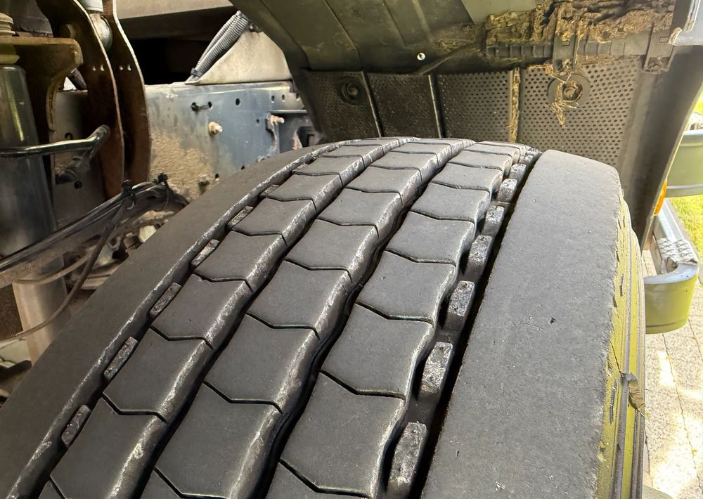 Camião frigorífico Iveco EUROCARGO 120 E22 CARRIER SUPRA 850 MT: foto 16 Camião frigorífico Iveco EUROCARGO 120 E22 CARRIER SUPRA 850 MT: foto 16