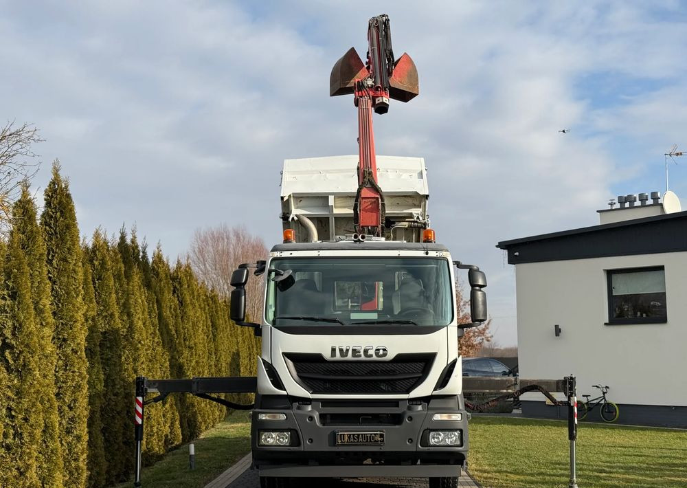 Iveco STRALIS 330 / 4x2 / FASSI F135 / WYWROTKA - Camião basculante: foto 2 Iveco STRALIS 330 / 4x2 / FASSI F135 / WYWROTKA - Camião basculante: foto 2