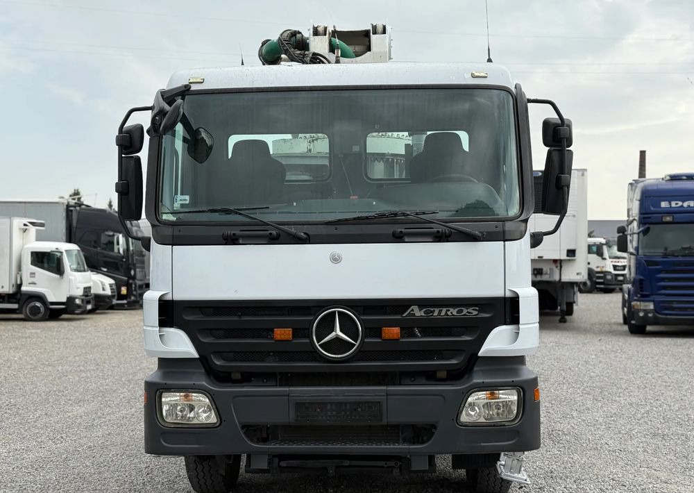 Mercedes-Benz ACTROS 2636 6X4 36 M WAITZINGER - Autobomba de betão: foto 2 Mercedes-Benz ACTROS 2636 6X4 36 M WAITZINGER - Autobomba de betão: foto 2