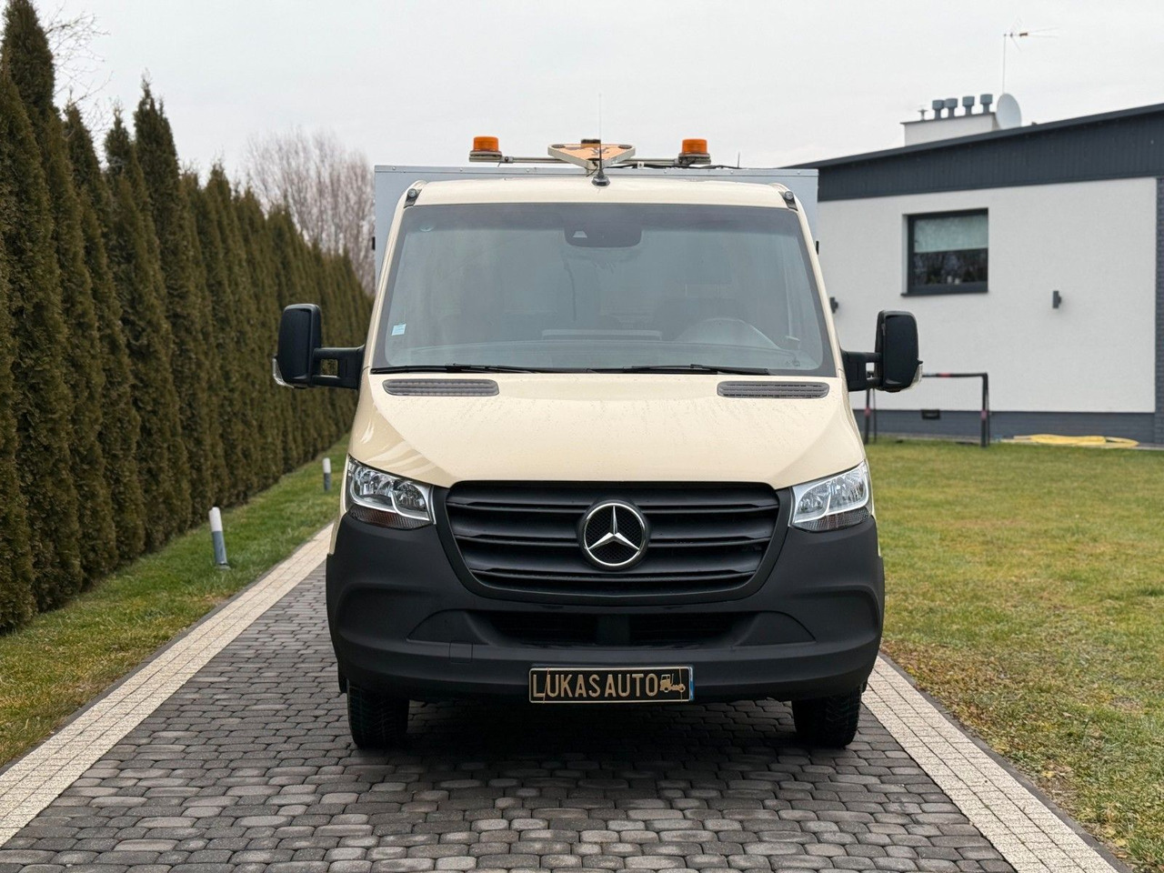 Mercedes-Benz SPRINTER TIPPER - Carrinha basculante: foto 2 Mercedes-Benz SPRINTER TIPPER - Carrinha basculante: foto 2