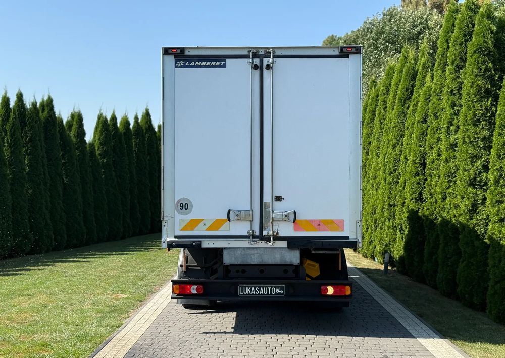 Renault D7.5 MANUAL LAMBERET CARRIER XARIOS 350 - Camião frigorífico: foto 5 Renault D7.5 MANUAL LAMBERET CARRIER XARIOS 350 - Camião frigorífico: foto 5