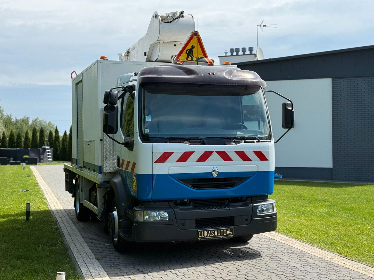 Renault MIDLUM 180 LIFT 18 M FRANCE ELEVATEUR - Caminhão com plataforma aérea: foto 4 Renault MIDLUM 180 LIFT 18 M FRANCE ELEVATEUR - Caminhão com plataforma aérea: foto 4