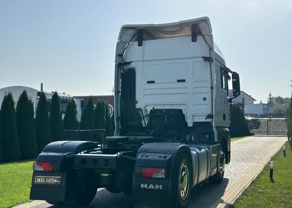 Locação financeira de MAN TGX 18.440 HYDRAULIKA MAN TGX 18.440 HYDRAULIKA: foto 8 Locação financeira de MAN TGX 18.440 HYDRAULIKA MAN TGX 18.440 HYDRAULIKA: foto 8