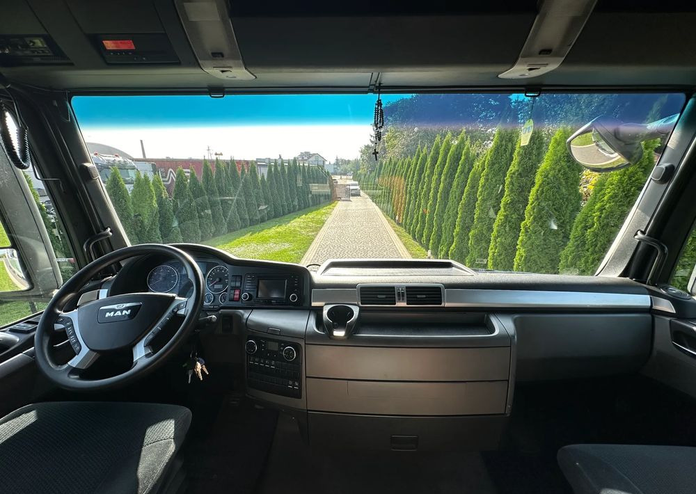 Locação financeira de MAN TGX 18.440 HYDRAULIKA MAN TGX 18.440 HYDRAULIKA: foto 10 Locação financeira de MAN TGX 18.440 HYDRAULIKA MAN TGX 18.440 HYDRAULIKA: foto 10