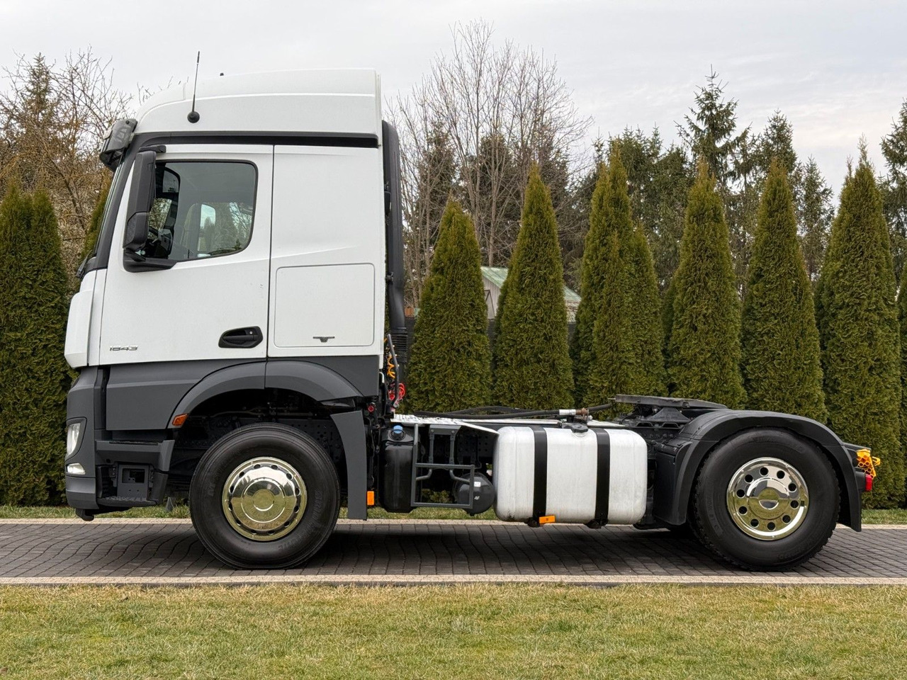 Mercedes-Benz AROCS 1843 HYDRAULIC - Tractor: foto 4 Mercedes-Benz AROCS 1843 HYDRAULIC - Tractor: foto 4