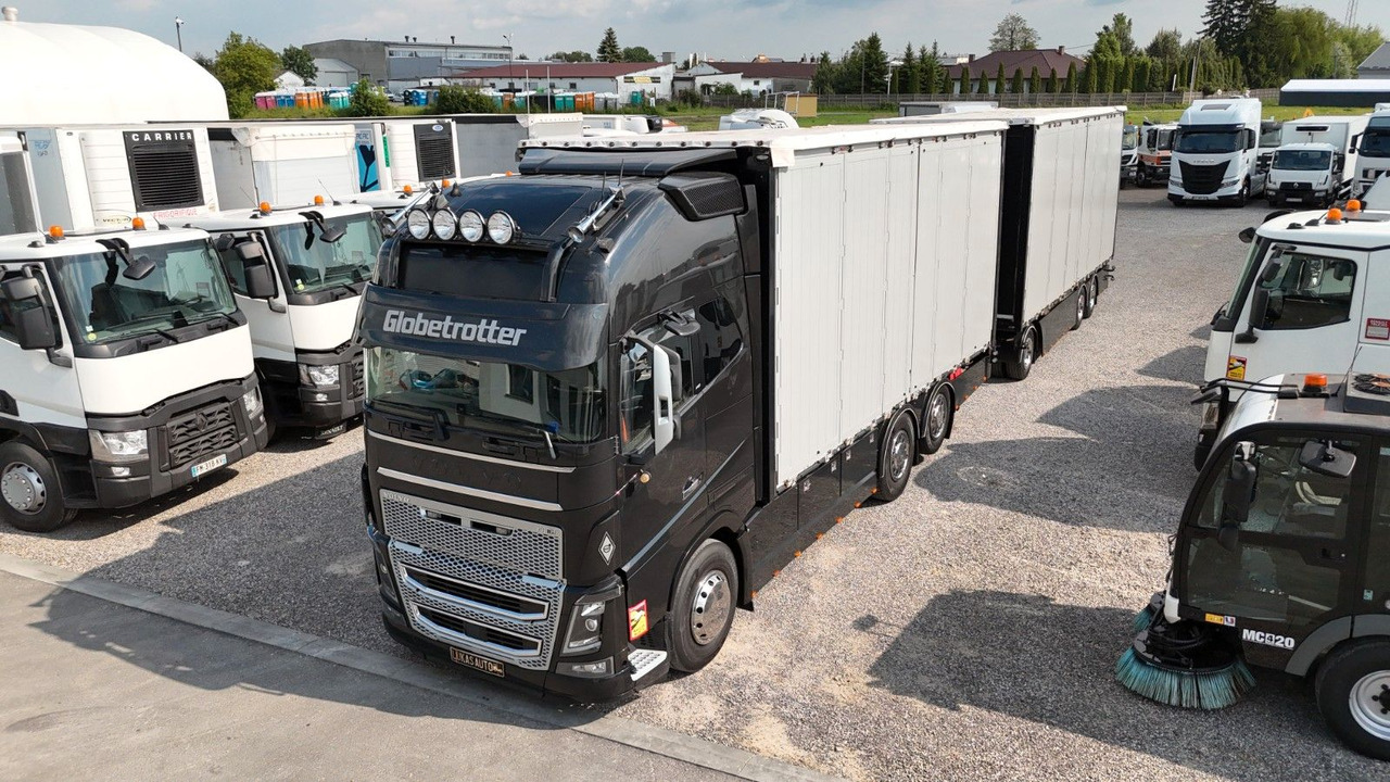 Volvo FH16 660 HP XL TANDEM 6x2 LIMITED EDITION - Camião furgão: foto 1 Volvo FH16 660 HP XL TANDEM 6x2 LIMITED EDITION - Camião furgão: foto 1