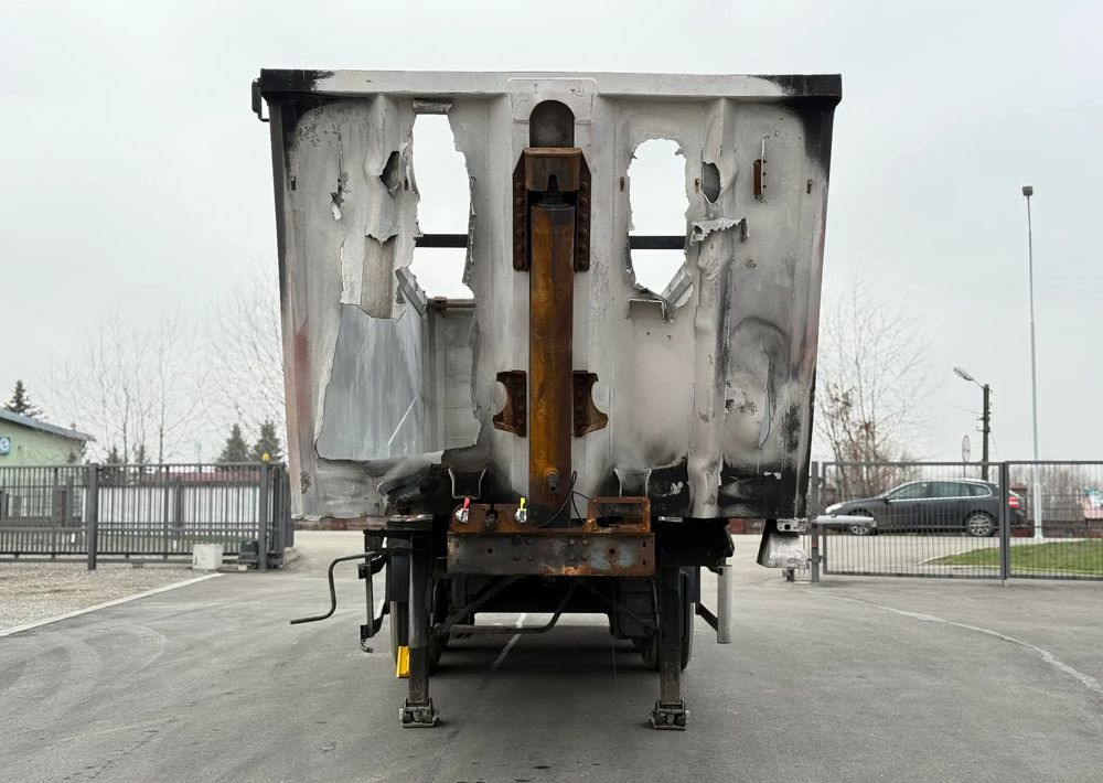 Wielton 42 m3 OSIE SAF USZKODZONY - Semi-reboque basculante: foto 2 Wielton 42 m3 OSIE SAF USZKODZONY - Semi-reboque basculante: foto 2