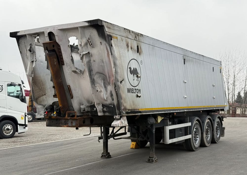 Wielton 42 m3 OSIE SAF USZKODZONY - Semi-reboque basculante: foto 3 Wielton 42 m3 OSIE SAF USZKODZONY - Semi-reboque basculante: foto 3