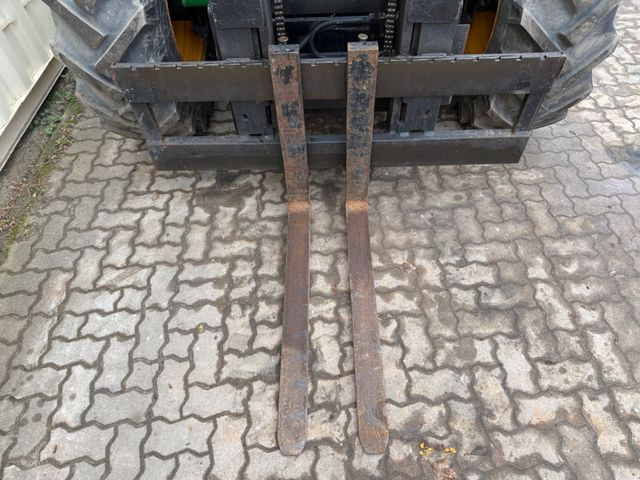 Empilhador a diesel JCB 926 4x4 / 2.600 KG / 1.048 H: foto 18