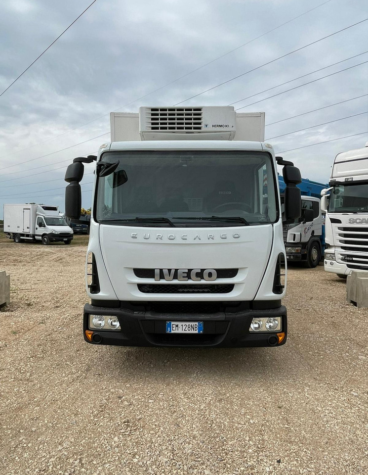 IVECO EUROCARGO 75E18 - Camião frigorífico: foto 1 IVECO EUROCARGO 75E18 - Camião frigorífico: foto 1