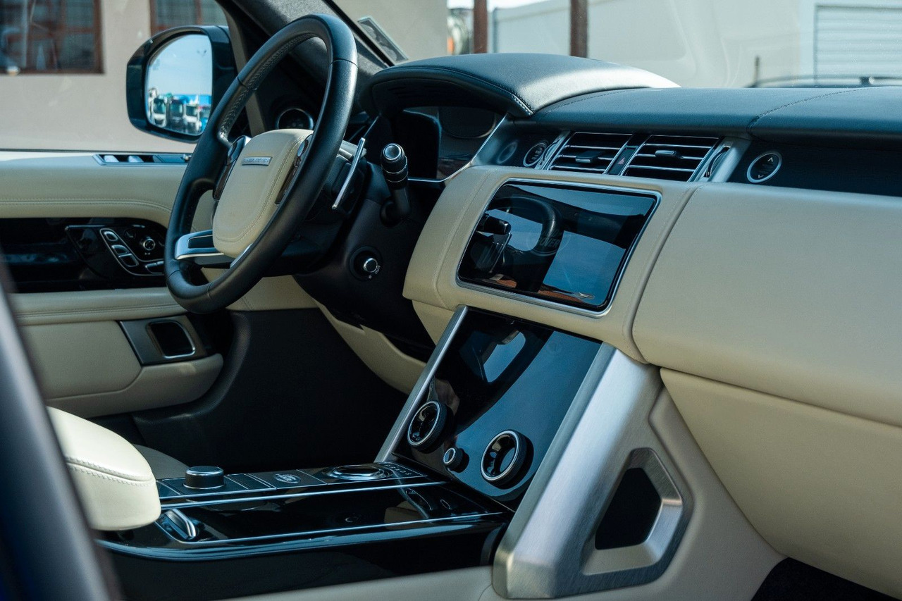 SUV Land Rover Range Rover Autobiography P525 5.0 V8: foto 11