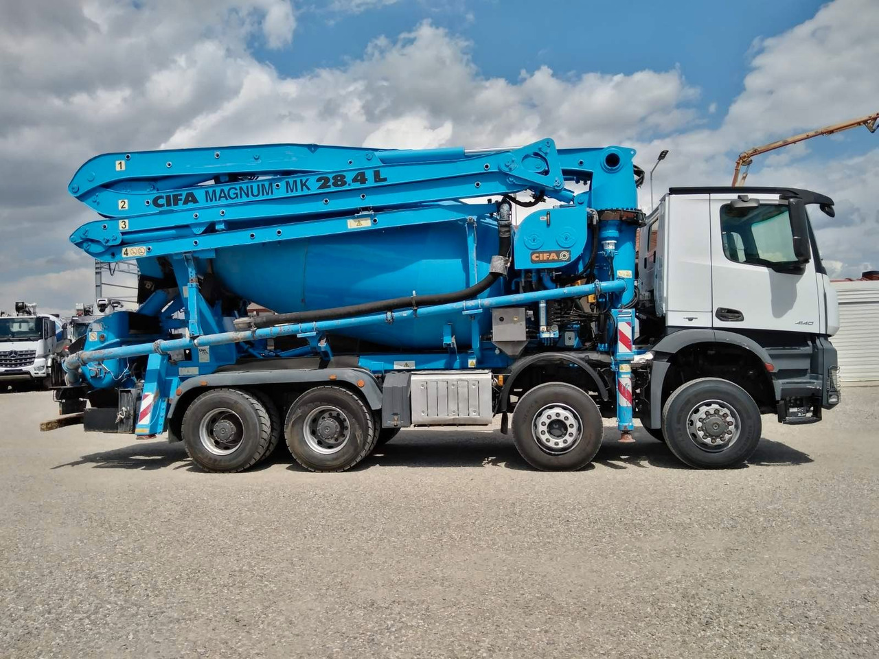 Autobetoneira com bomba Mercedes-Benz AROCS 4140 CIFA MAGNUM MK28.4L  8X6: foto 8