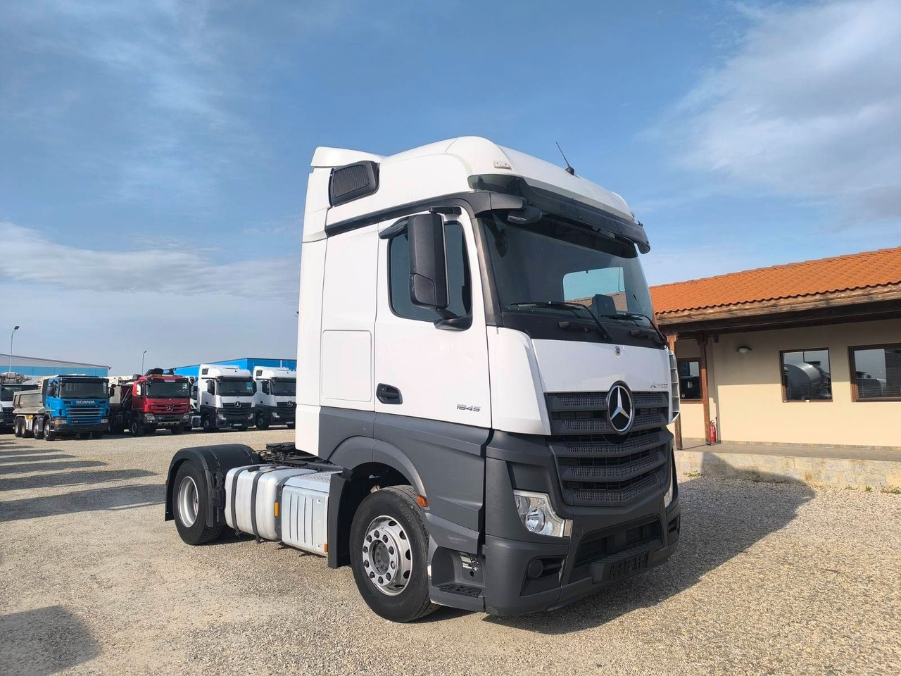 Mercedes-Benz Actros 1845 - Tractor: foto 1 Mercedes-Benz Actros 1845 - Tractor: foto 1