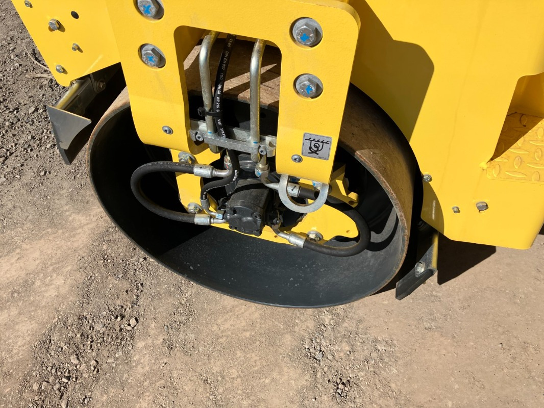 Rolo novo BOMAG DE BW 120 AD-5 Stage V/Tier 4f: foto 17