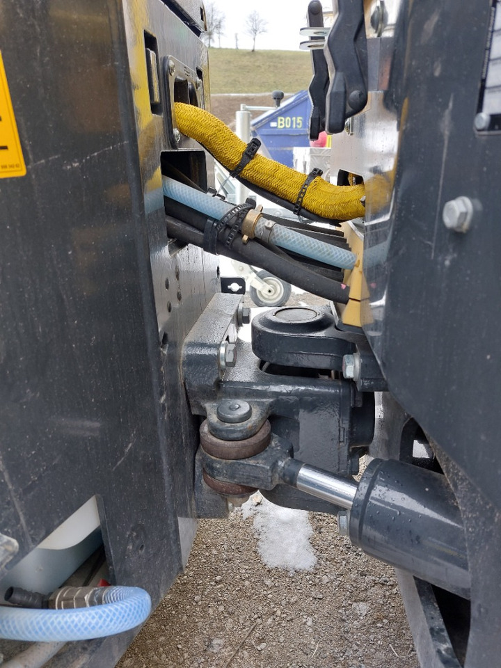 Rolo novo BOMAG DE BW 120 ADe-5: foto 9 Rolo novo BOMAG DE BW 120 ADe-5: foto 9