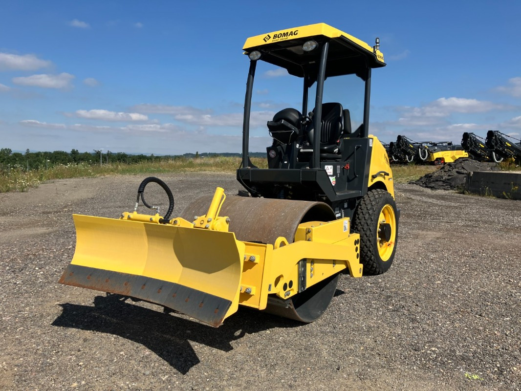 BOMAG DE BW 124 DH-5 Stage V/Tier 4f - Rolo: foto 1 BOMAG DE BW 124 DH-5 Stage V/Tier 4f - Rolo: foto 1