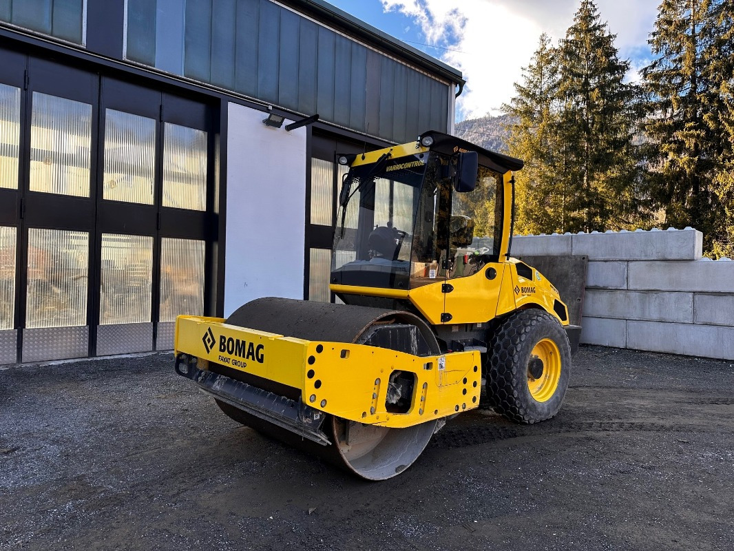 BOMAG DE BW 177 BVC-5 Stage V/Tier 4f - Compactador: foto 1 BOMAG DE BW 177 BVC-5 Stage V/Tier 4f - Compactador: foto 1