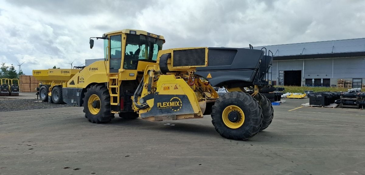 Máquina de asfalto BOMAG DE RS 500  Stage IV/Tier 4f: foto 6