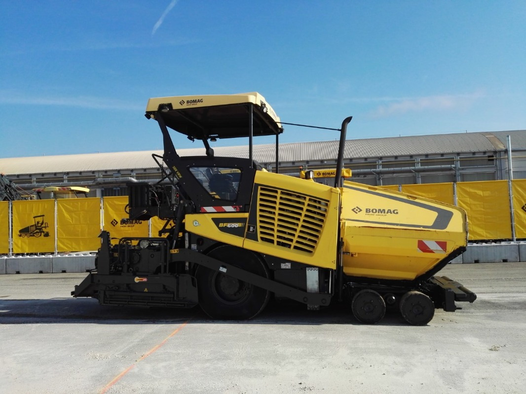 BOMAG IT BF 600 P-2 S500 Stage IV/Tier 4f - Acabadora: foto 5 BOMAG IT BF 600 P-2 S500 Stage IV/Tier 4f - Acabadora: foto 5