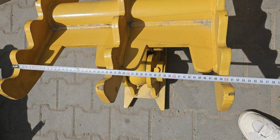 Chwytak kciuk hydrauliczny do koparki 10-25 ton - Escarificador: foto 5 Chwytak kciuk hydrauliczny do koparki 10-25 ton - Escarificador: foto 5