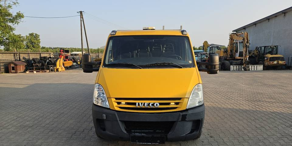 Iveco Daily 35S14 HDS 830 kg doka dubel brygadówka - Carrinha de caixa aberta: foto 3 Iveco Daily 35S14 HDS 830 kg doka dubel brygadówka - Carrinha de caixa aberta: foto 3