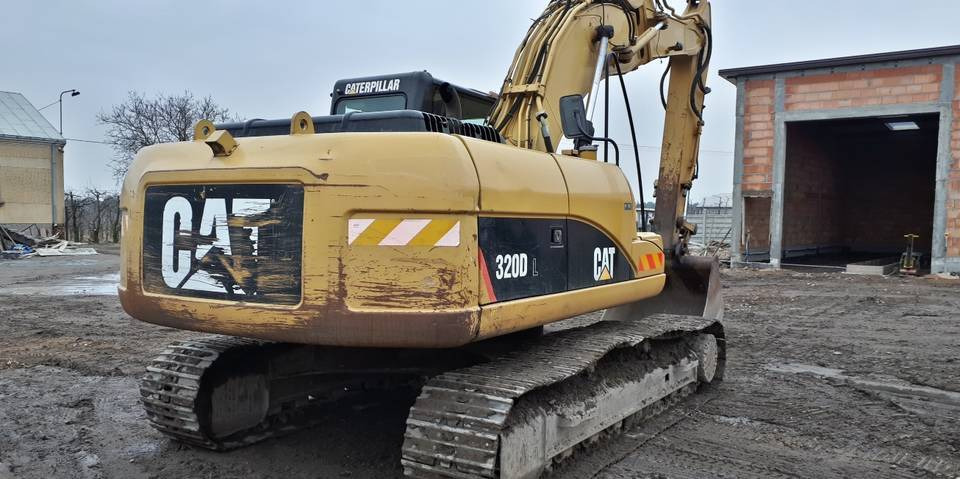 Koparka Caterpillar 320DL hydraulika klima kamera CAT - Escavadora de rastos: foto 3 Koparka Caterpillar 320DL hydraulika klima kamera CAT - Escavadora de rastos: foto 3