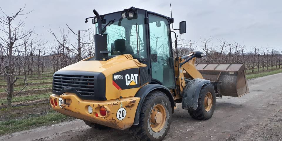 Ładowarka Caterpillar 906H widły + łyżka - Pá carregadora de rodas: foto 4 Ładowarka Caterpillar 906H widły + łyżka - Pá carregadora de rodas: foto 4