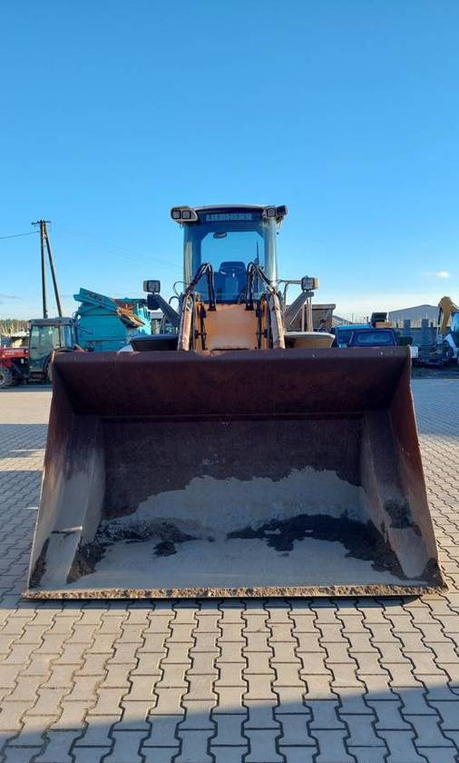 Ładowarka Liebherr L538 16 ton łyżka wysokiego wysypu - Pá carregadora de rodas: foto 3 Ładowarka Liebherr L538 16 ton łyżka wysokiego wysypu - Pá carregadora de rodas: foto 3