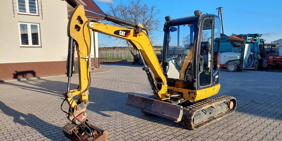 Minikoparka Caterpillar CAT 302.7D CR - Escavadora de rastos: foto 2 Minikoparka Caterpillar CAT 302.7D CR - Escavadora de rastos: foto 2