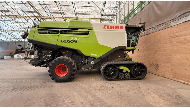 Claas Lexion 770 TT Vario 1080 - Ceifeira debulhadora: foto 1 Claas Lexion 770 TT Vario 1080 - Ceifeira debulhadora: foto 1