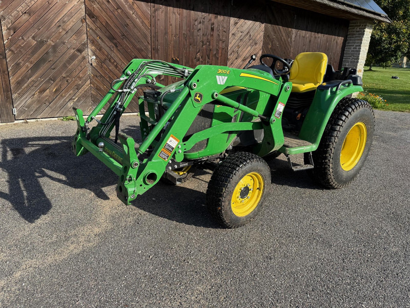 John Deere 300E NSL Esilaadur - Equipamento: foto 1 John Deere 300E NSL Esilaadur - Equipamento: foto 1