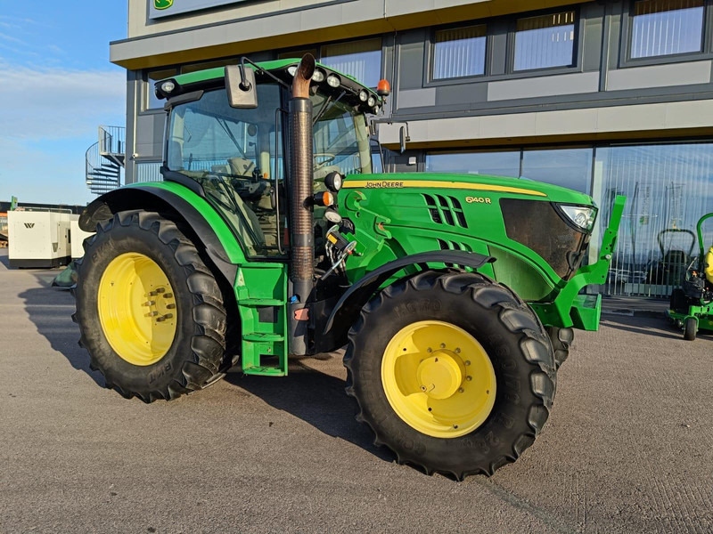 John Deere 6140R - Trator: foto 1 John Deere 6140R - Trator: foto 1