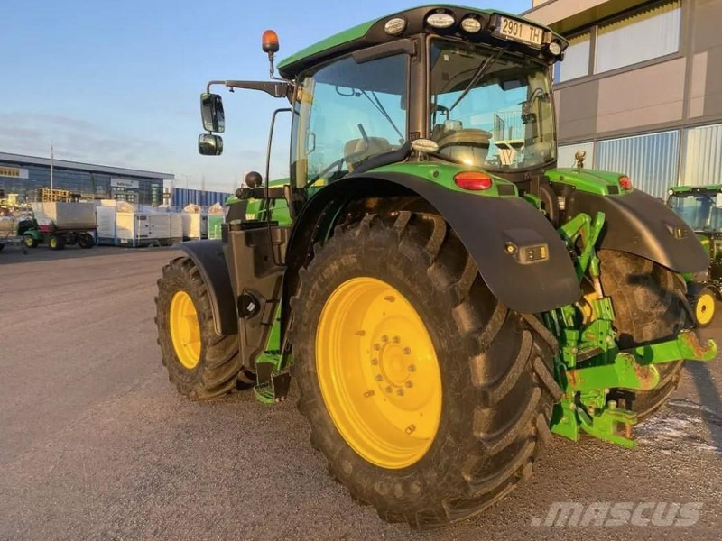 John Deere 6215R - Trator: foto 4 John Deere 6215R - Trator: foto 4