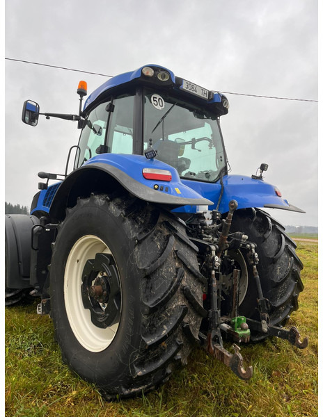 New Holland T8.330 - Trator: foto 5 New Holland T8.330 - Trator: foto 5