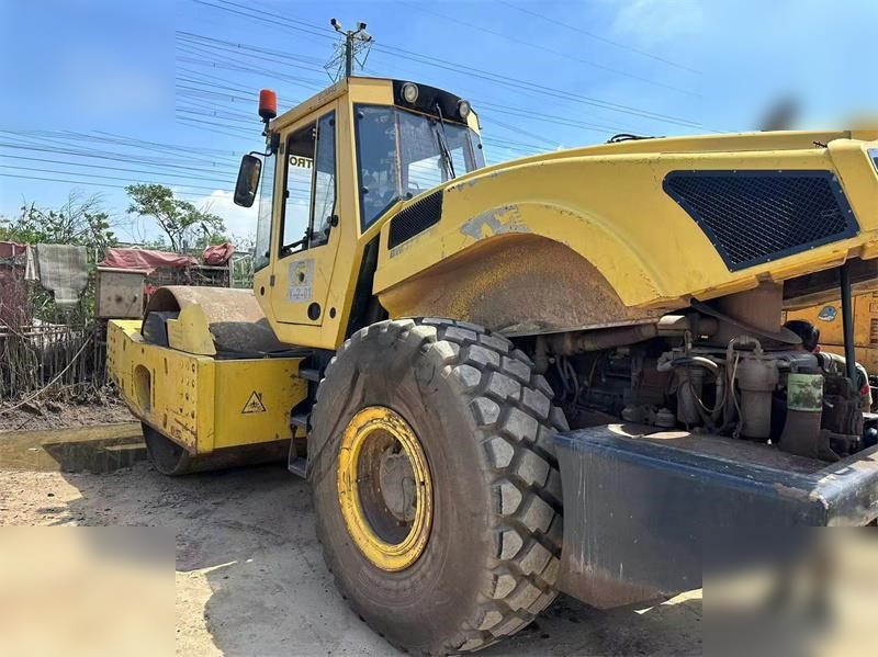 BOMAG BW226DH-4 - Rolo: foto 3 BOMAG BW226DH-4 - Rolo: foto 3